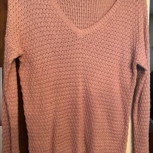 AMERICAN EAGLE mauve sweater